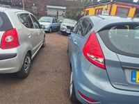 Usado Ford Fiesta Zetec 96 HP (70 kW) 2009 Azul Citadino