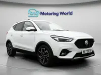 Usado MG ZS Exclusive 111 CV (81 kW) 2023 Blanco SUV