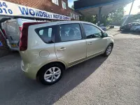 Begagnad Nissan Note Acenta 88 HK (64 kW) 2009 Guld Halvkombi