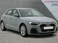 Usado Audi A1 Sport 113 HP (83 kW) 2024 Cinzento SUV