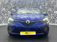 Used Renault Clio V Version S 140 HP (102 kW) 2022 Blue Hatchback