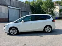 Used Vauxhall Zafira SRi 170 HP (125 kW) 2015 White MPV