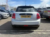 Used Mini Cooper D Hatch 116 HP (85 kW) 2016 Silver Hatchback