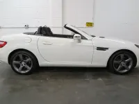 Used Mercedes SLK250 204 HP (150 kW) 2012 White Cabriolet