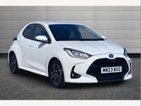 Used Toyota Yaris Hybrid Design 116 HP (85 kW) 2023 White Hatchback