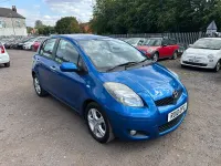 Used Toyota Yaris 101 HP (74 kW) 2010 Blue Hatchback