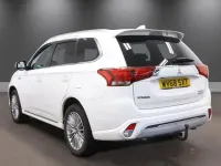 Used Mitsubishi Outlander P-HEV 2018 White Estate
