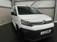 Used Citroën Berlingo 100 HP (73 kW) 2021 White MPV