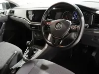 Usado VW Polo Match 95 HP (69 kW) 2020 Cinzento Citadino
