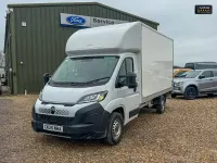Usado Citroën Relay 140 HP (102 kW) 2025 Branco Van