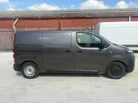 Used Vauxhall Vivaro 120 HP (88 kW) 2022 Grey MPV