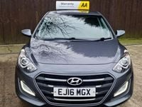Used Hyundai i30 SE 110 HP (80 kW) 2016 Grey Hatchback