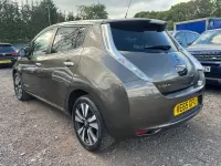 Used Nissan Leaf Tekna 80 kW (109 HP) 2015 Beige Hatchback