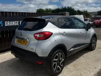 Used Renault Captur Dynamique 110 HP (80 kW) 2016 Silver SUV