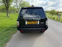 Käytetty Land Rover Range Rover 313 HP (230 kW) 2012 Musta Katumaasturi