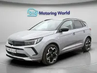 Second-hand Vauxhall Grandland X Ultimate 131 CP (96 kW) 2023 Gri SUV