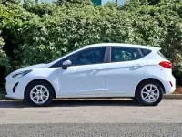 Used Ford Fiesta Zetec 100 HP (73 kW) 2019 White Hatchback
