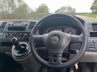 Used VW T6 Startline 102 HP (75 kW) 2015 White Van