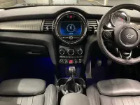 Used Mini Cooper Exclusive 134 HP (98 kW) 2019 Blue Hatchback