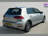 Used VW Golf VII SE 115 HP (84 kW) 2018 Silver Hatchback