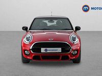 Begagnad Mini Cooper Hatch 136 HK (100 kW) 2018 Röd Halvkombi