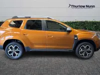 Second-hand Dacia Duster Prestige 115 CP (84 kW) 2018 Portocaliu SUV