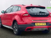 Used Volvo V40 152 HP (111 kW) 2019 Hatchback