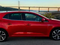 Used Renault Mégane Dynamique 110 HP (80 kW) 2017 Red Hatchback