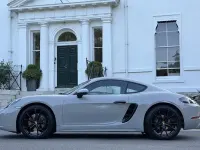 Used Porsche 718 Cayman 300 HP (220 kW) 2025 Coupe