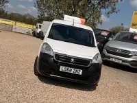 Second-hand Peugeot Partner 98 CP (72 kW) 2018 Alb