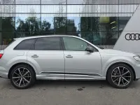 Begagnad Audi Q7 Black Edition 281 HK (206 kW) 2022 Silver SUV