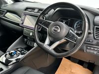 Used Nissan Leaf N-Connecta 110 kW (150 HP) 2022 White Hatchback