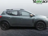 Used Dacia Sandero Extreme 91 HP (66 kW) 2024 Green Hatchback