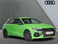 Usado Audi RS3 Sport 400 CV (294 kW) 2022 Verde Berlina