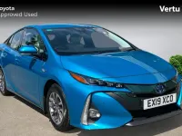 Used Toyota Prius 122 HP (89 kW) 2019 Blue Hatchback