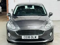 Used Ford Fiesta Zetec 100 HP (73 kW) 2018 Grey Hatchback