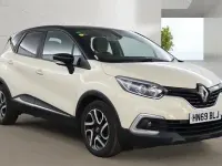 Used Renault Captur Iconic 90 HP (66 kW) 2019 Cream/black SUV