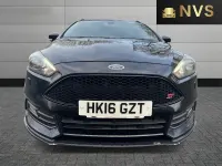 Usado Ford Focus ST 185 CV (136 kW) 2016 Negro Familiar
