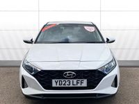 Used Hyundai i20 SE 101 HP (74 kW) 2023 White Hatchback