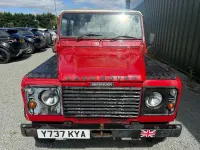 Used Land Rover Defender 90 HP (66 kW) 2001 Red Pickup