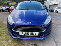 Usado Ford Fiesta Titanium 2015 Azul Utilitario