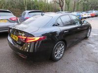 Used Alfa Romeo Giulia Saloon Super 200 HP (147 kW) 2017 Black Sedan
