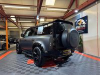 Used Land Rover Defender S 525 HP (386 kW) 2022 Grey SUV