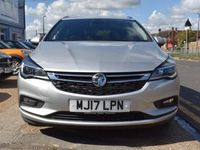 Used Vauxhall Astra Elite 150 HP (110 kW) 2017 Silver Estate