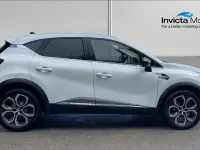 Second-hand Renault Captur Techno 91 CP (66 kW) 2024 Alb SUV
