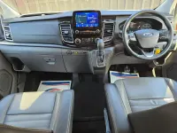 Begagnad Ford Transit Custom Limited 185 HK (136 kW) 2021 Orange Van