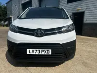 Used Toyota Proace Active 100 HP (73 kW) 2023 White MPV
