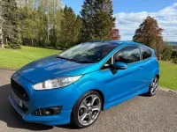 Used Ford Fiesta Zetec 125 HP (91 kW) 2013 Blue Hatchback