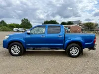 Used Toyota HiLux 169 HP (124 kW) 2015 Blue Pickup
