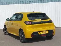 Used Peugeot 208 Allure+ 100 HP (73 kW) 2022 Yellow Hatchback